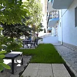 Pensiune Ellada ελλaδα *